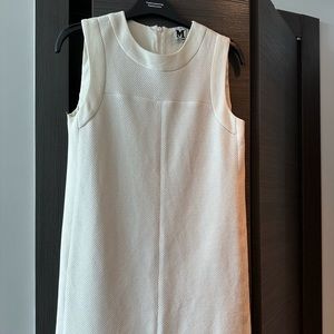 Short white missoni dress